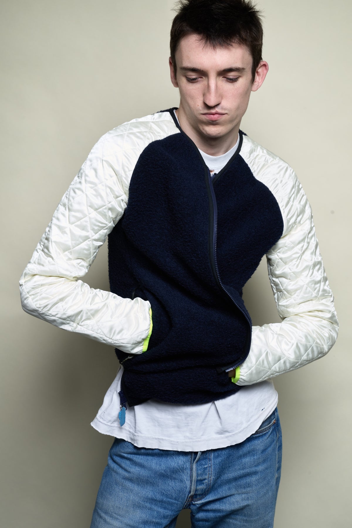 Quilted Sleeve Fleece in Navy