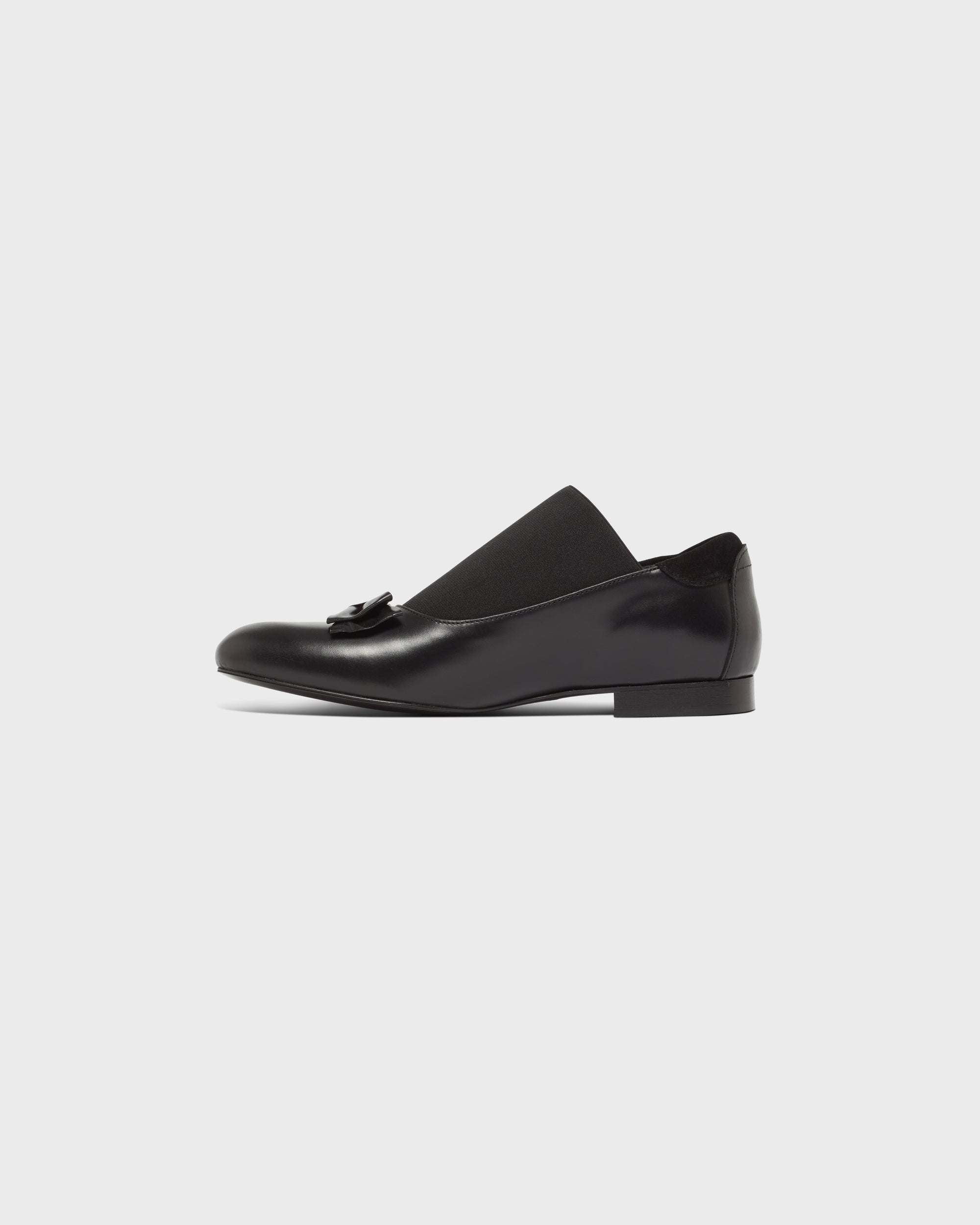 Elastic Opera Shoe in Black